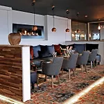 Domaine De La Corniche Hotel
