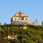 Domaine De La Corniche Hotel Rolleboise