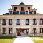 Hotel Domaine De La Corniche Rolleboise