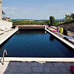 Domaine De La Corniche Hotel Rolleboise