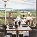 Domaine De La Corniche Hotel