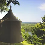 Domaine De La Corniche Hotel