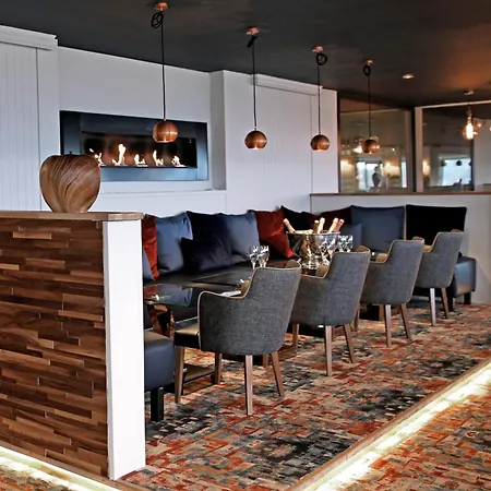 Domaine De La Corniche Hotel