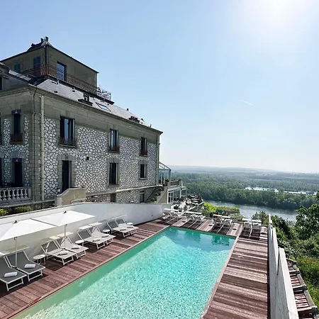 Domaine De La Corniche 4*