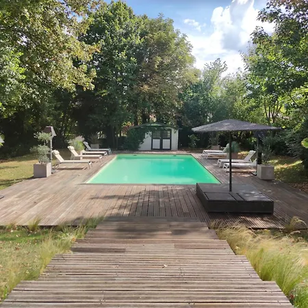 Domaine De La Corniche Hotel Rolleboise
