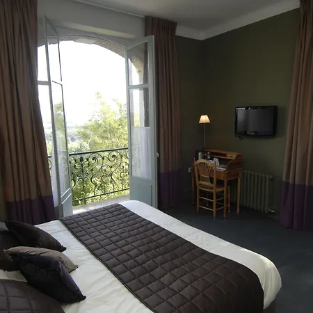 Domaine De La Corniche 4*