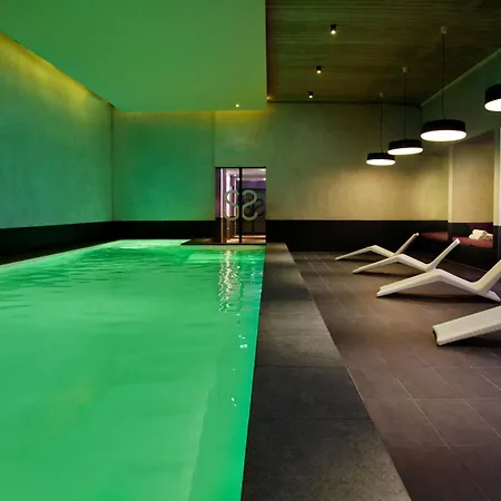 Domaine De La Corniche Hotel Rolleboise