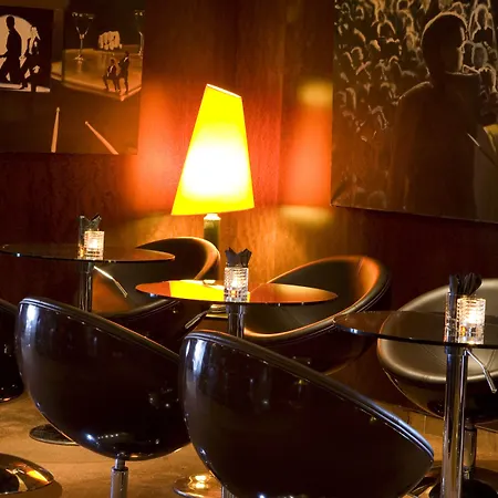 Domaine De La Corniche 4*