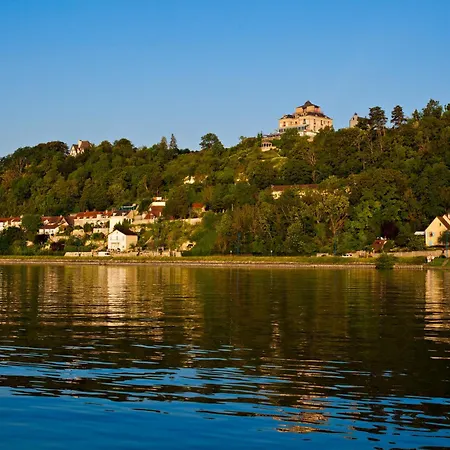 Domaine De La Corniche فندق