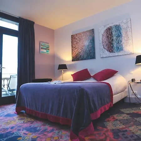 Domaine De La Corniche 4* Rolleboise