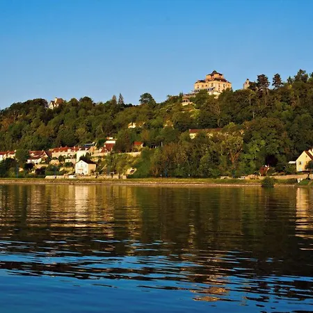 Domaine De La Corniche فندق