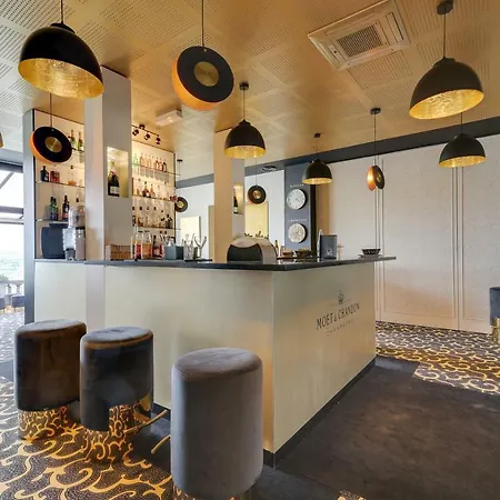 Domaine De La Corniche Hotel