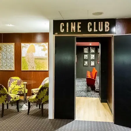 Hotel Domaine De La Corniche 4*