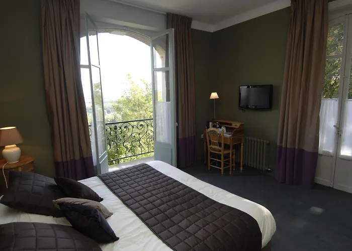 Domaine De La Corniche 4*