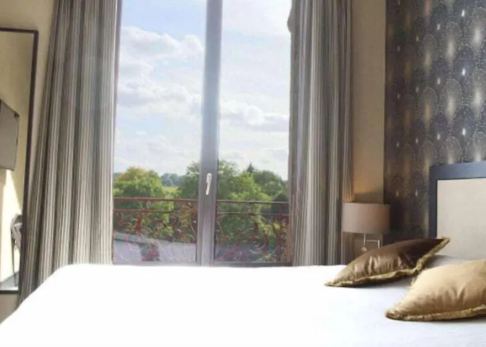 Domaine De La Corniche Hotell 4*