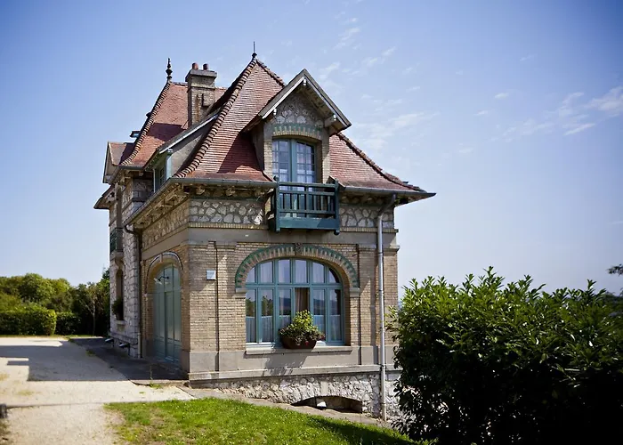 فندق Domaine De La Corniche Rolleboise